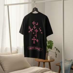 Chrome Hearts Black T-Shirt Pink Cross Design