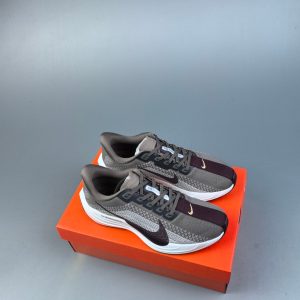 Pegasus Plus Running Shoes