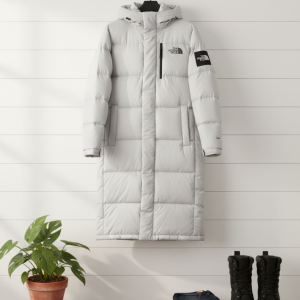 The North Face Long Hooded Down Jacket Winter Coat