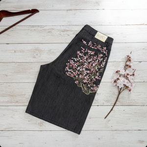 PantsDerschutze Black Denim Shorts Cherry Blossom Embroidery